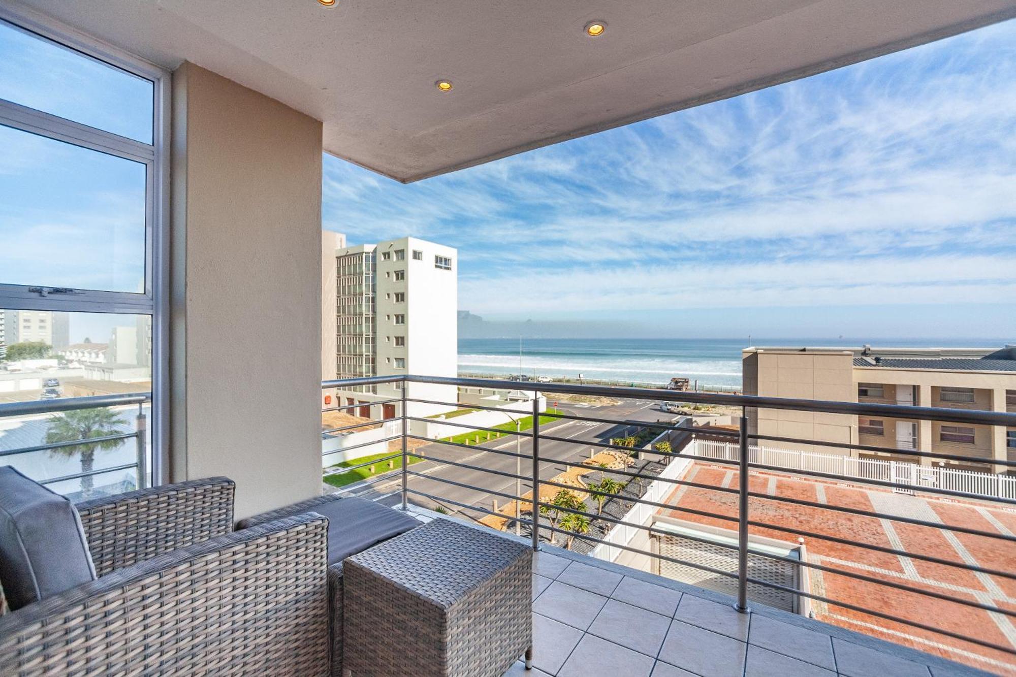 Luxury Ocean View Beachfront 2 Bed Apartment -206 The Waves, Blouberg, Cape Town Bloubergstrand Exterior photo