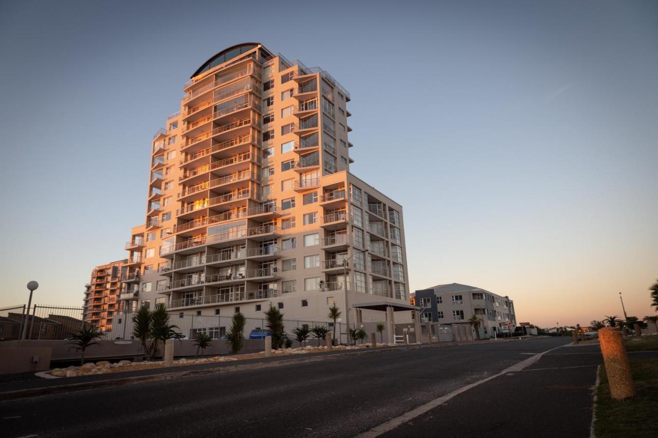 Luxury Ocean View Beachfront 2 Bed Apartment -206 The Waves, Blouberg, Cape Town Bloubergstrand Exterior photo